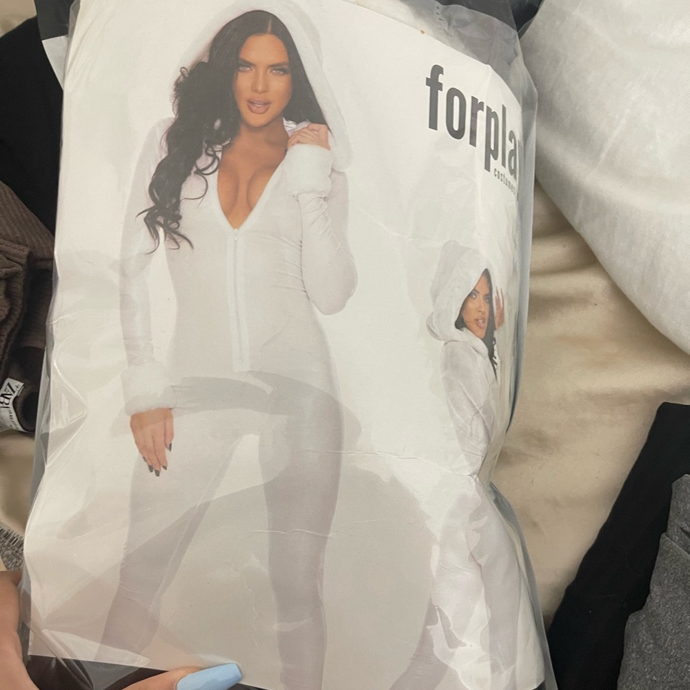 White Eskimo snow suit, worn once